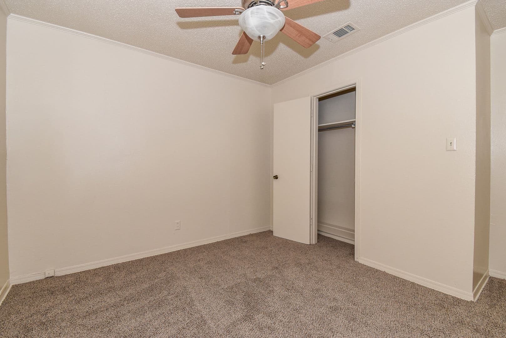 Greenville House: 3307 Maple