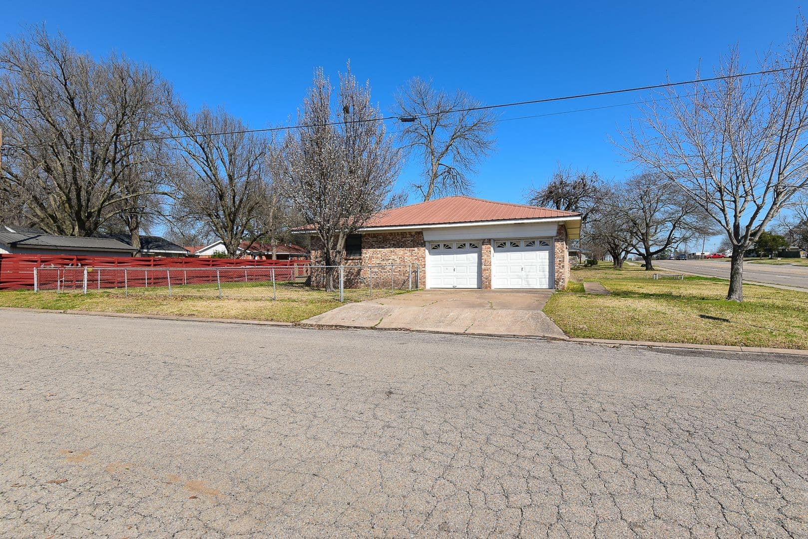 Commerce House: 1806 Culver Street