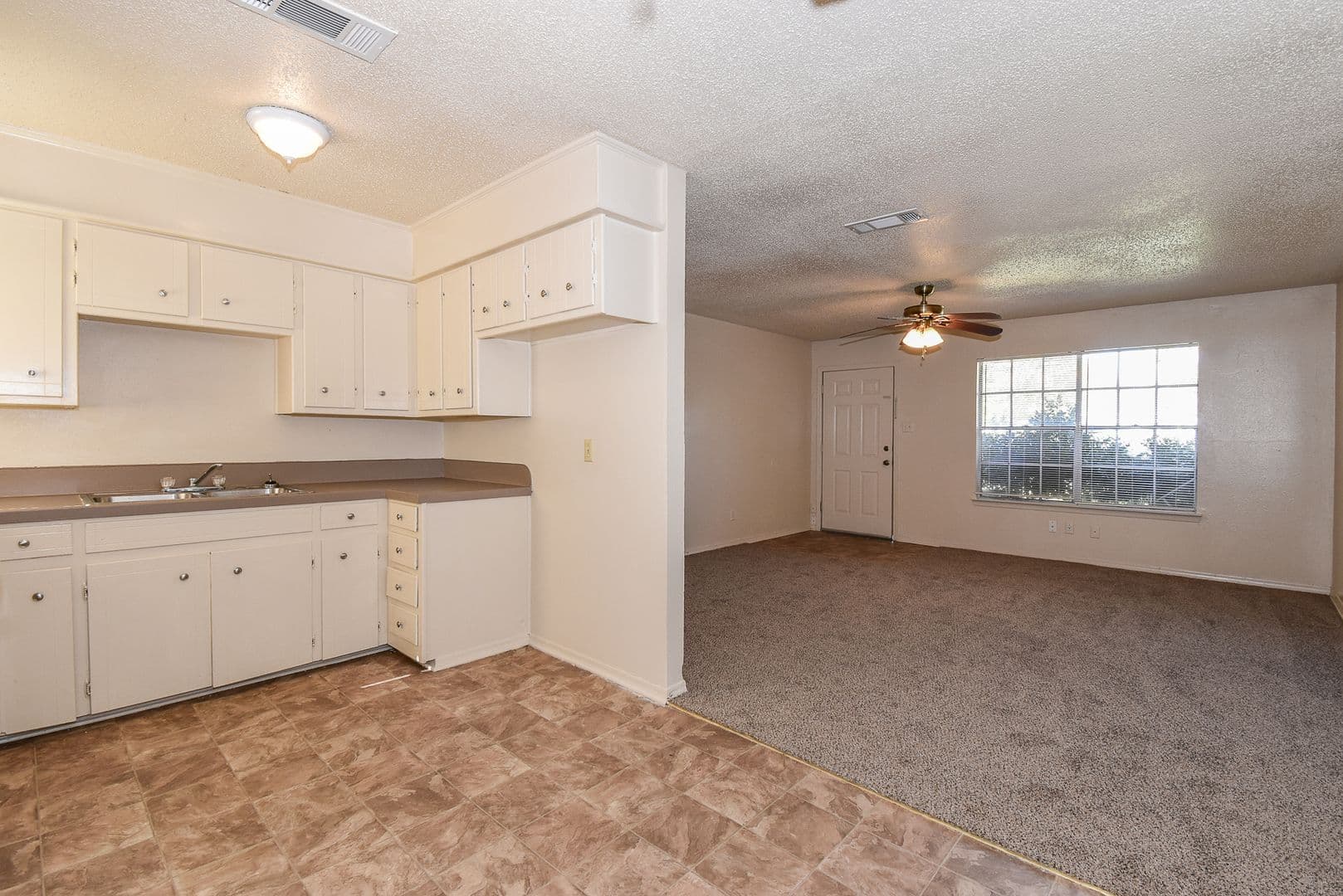 Greenville House: 3307 Maple