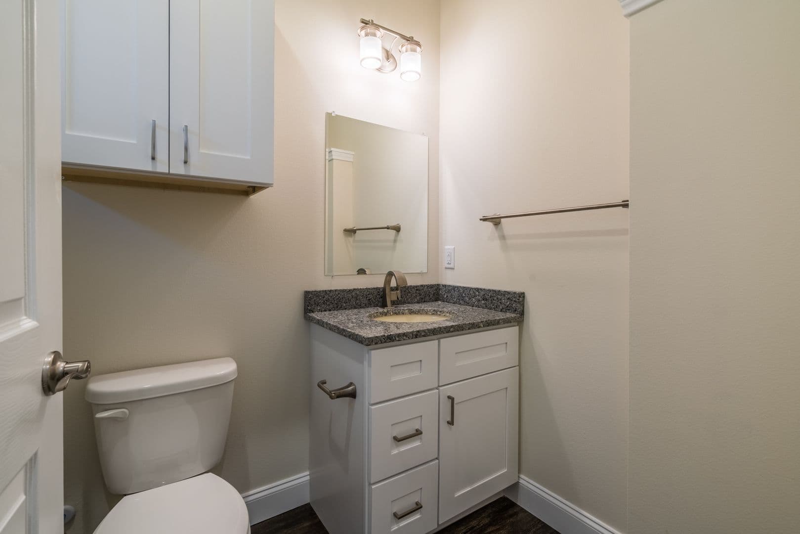 Commerce Apartment: 2407 Bois D Arc St