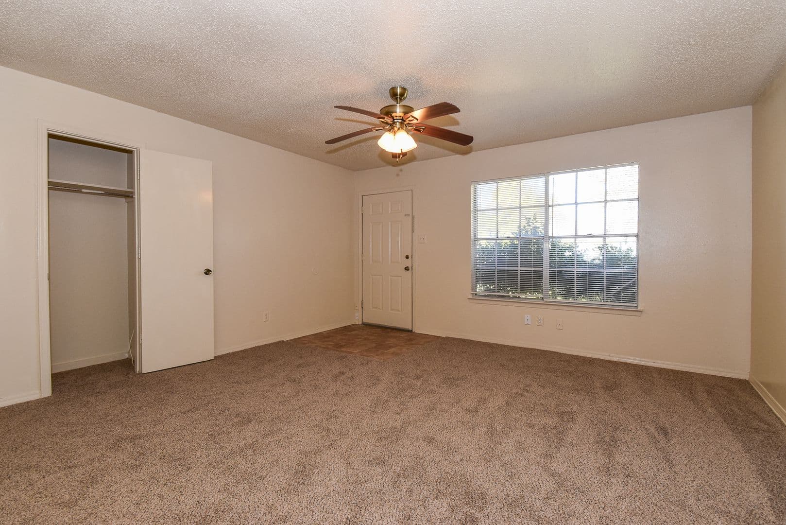 Greenville House: 3307 Maple