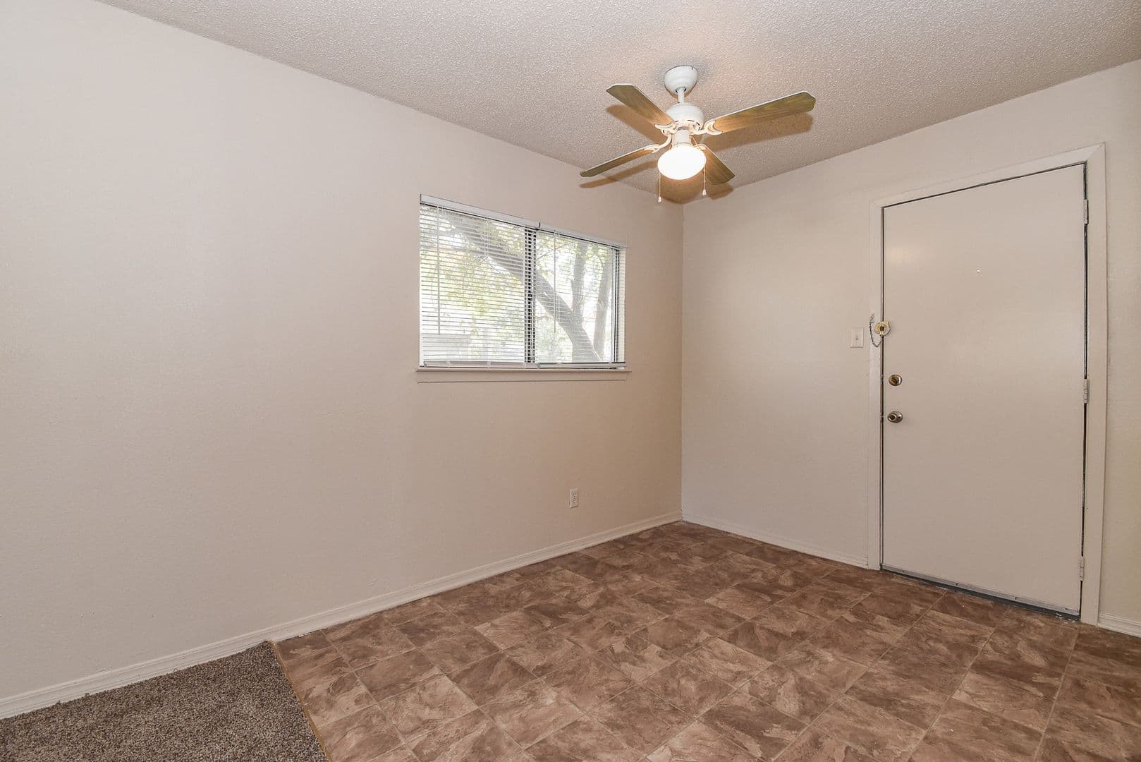 Greenville House: 3307 Maple