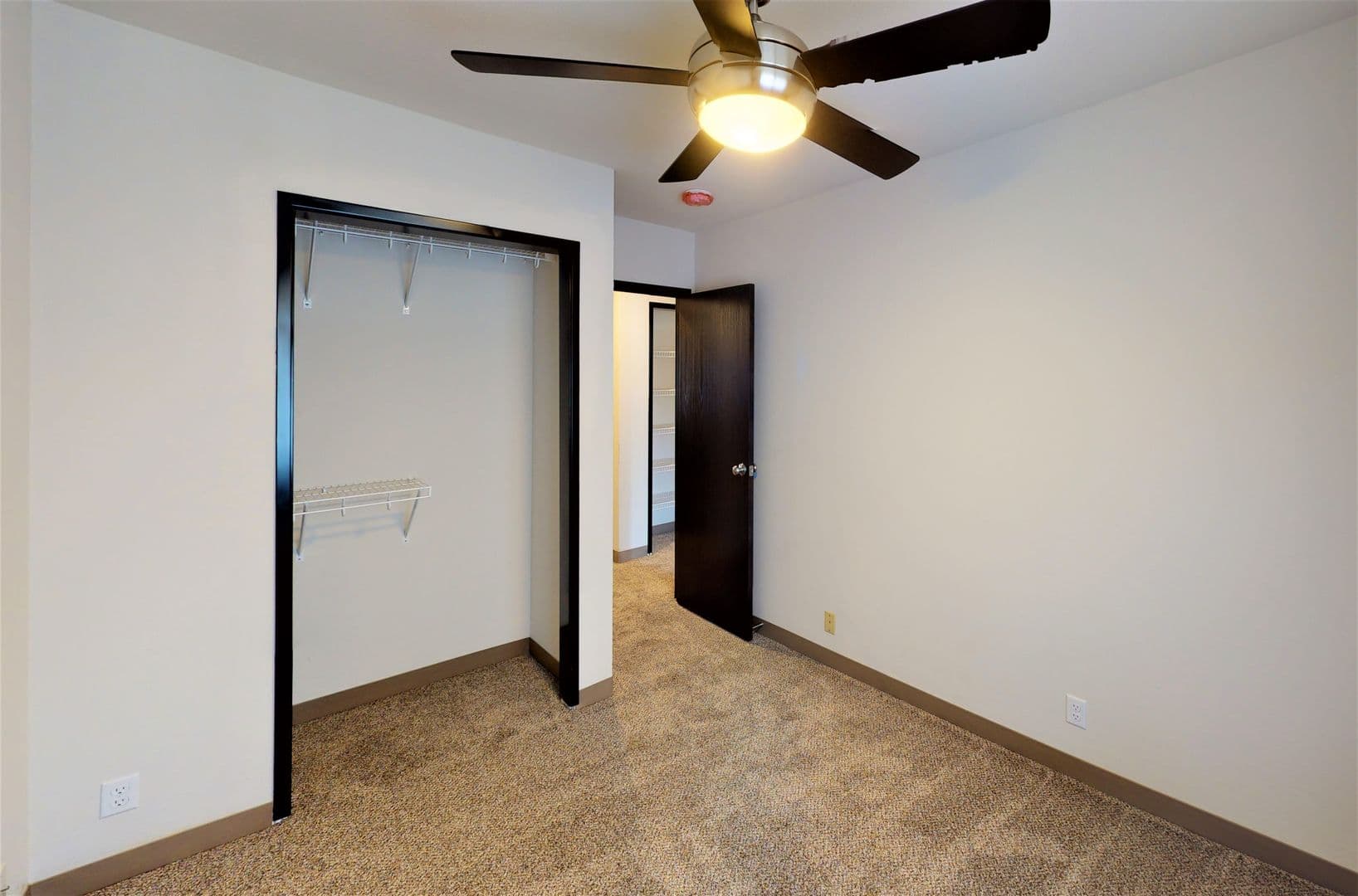 Ames Apartment: 212 S. Hyland