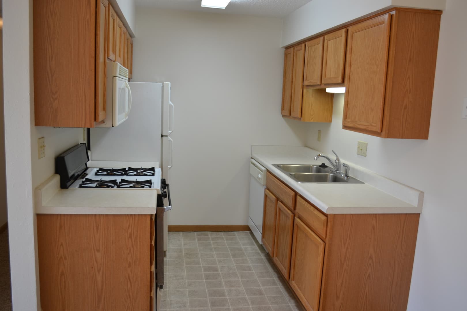 Ames Apartment: 4915 Todd