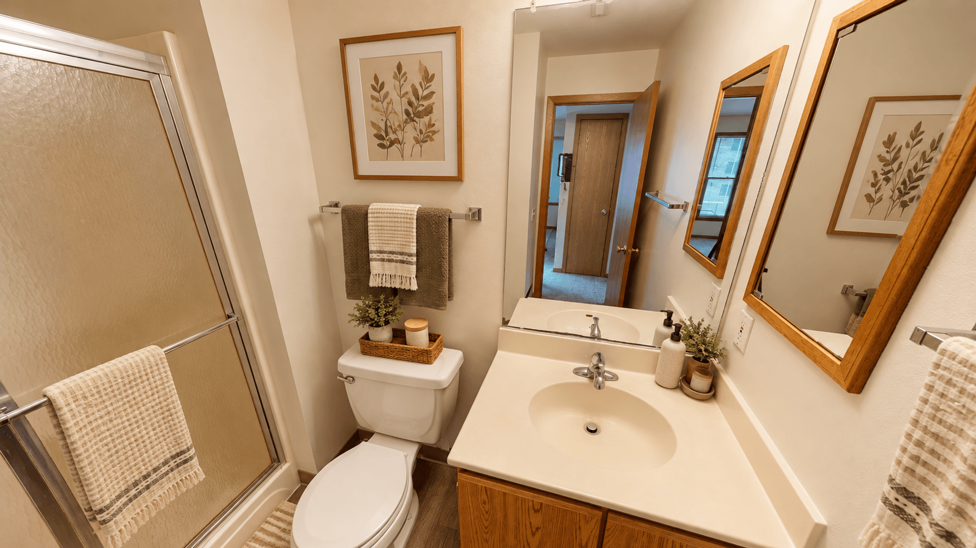 Ames Apartment: 145 N. Hyland