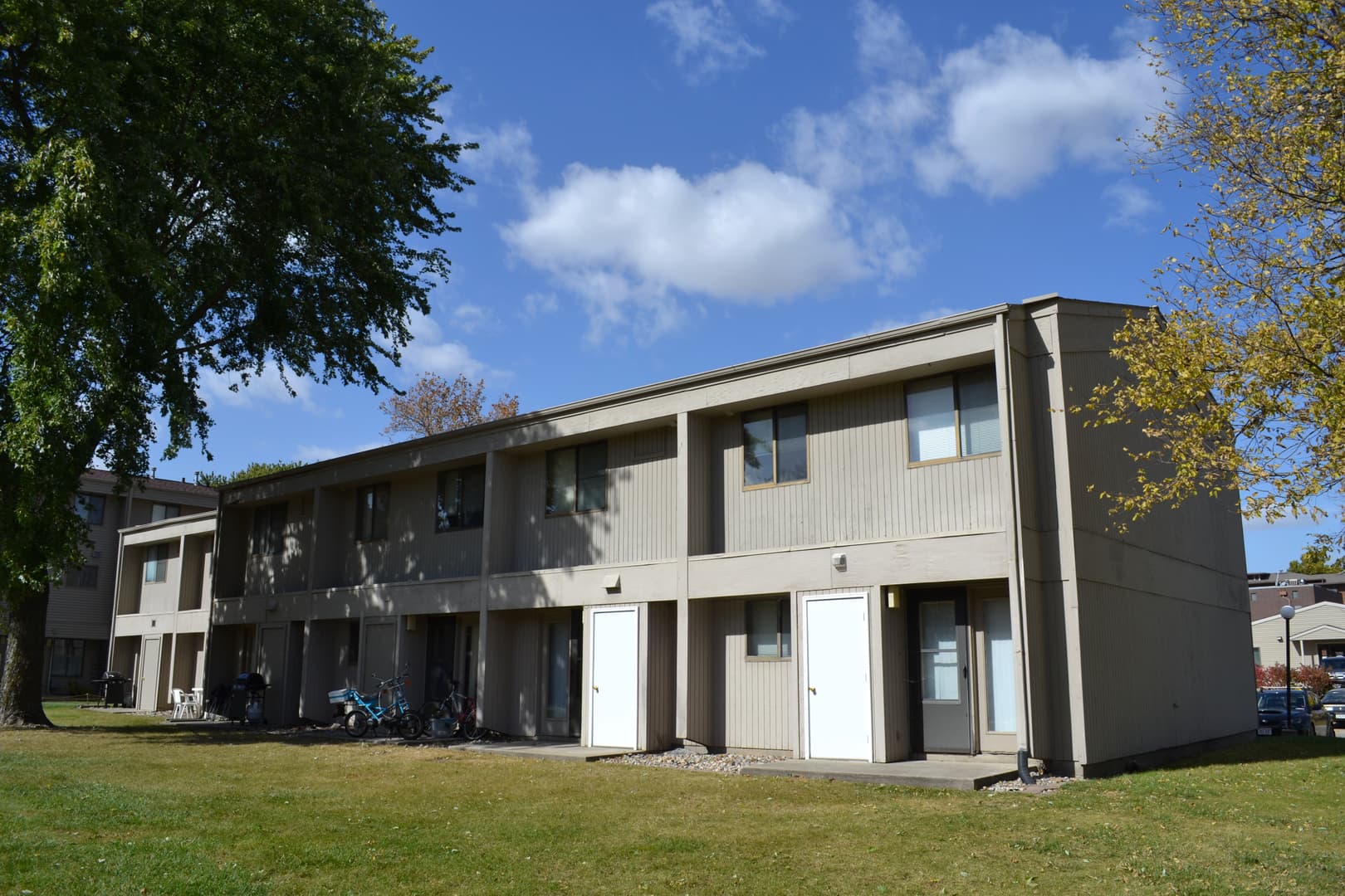Ames Apartment: 211 S. Sheldon