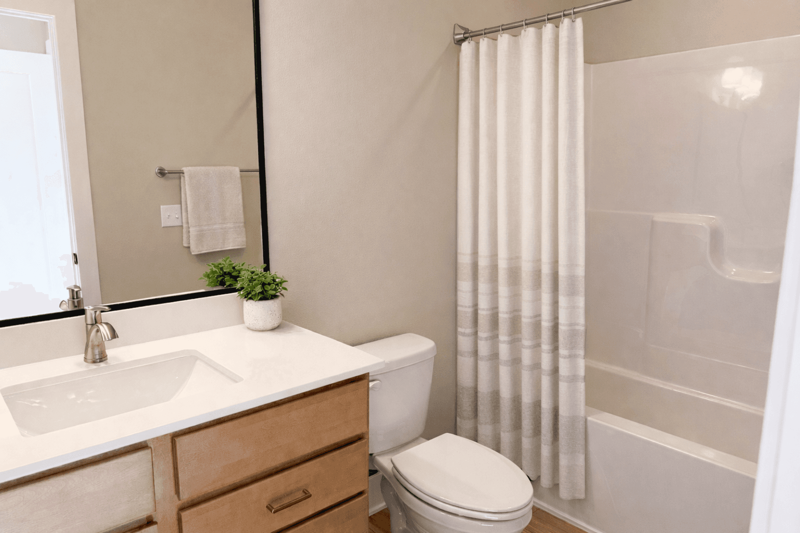Ames Townhome: 3304 University Blvd