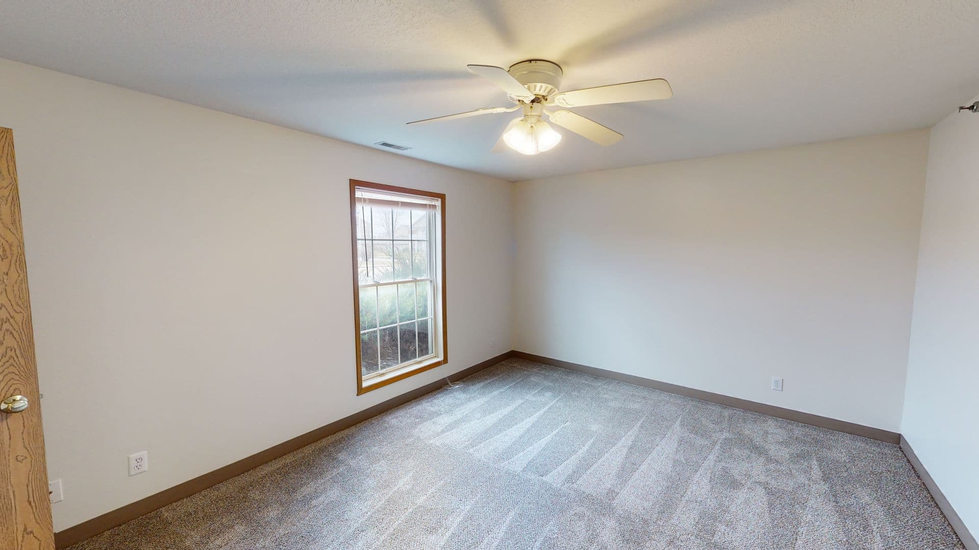 Ames Apartment: 1324 Mayfield