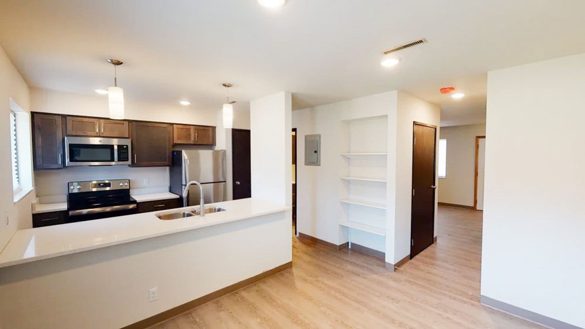 Ames Apartment: 212 S. Hyland