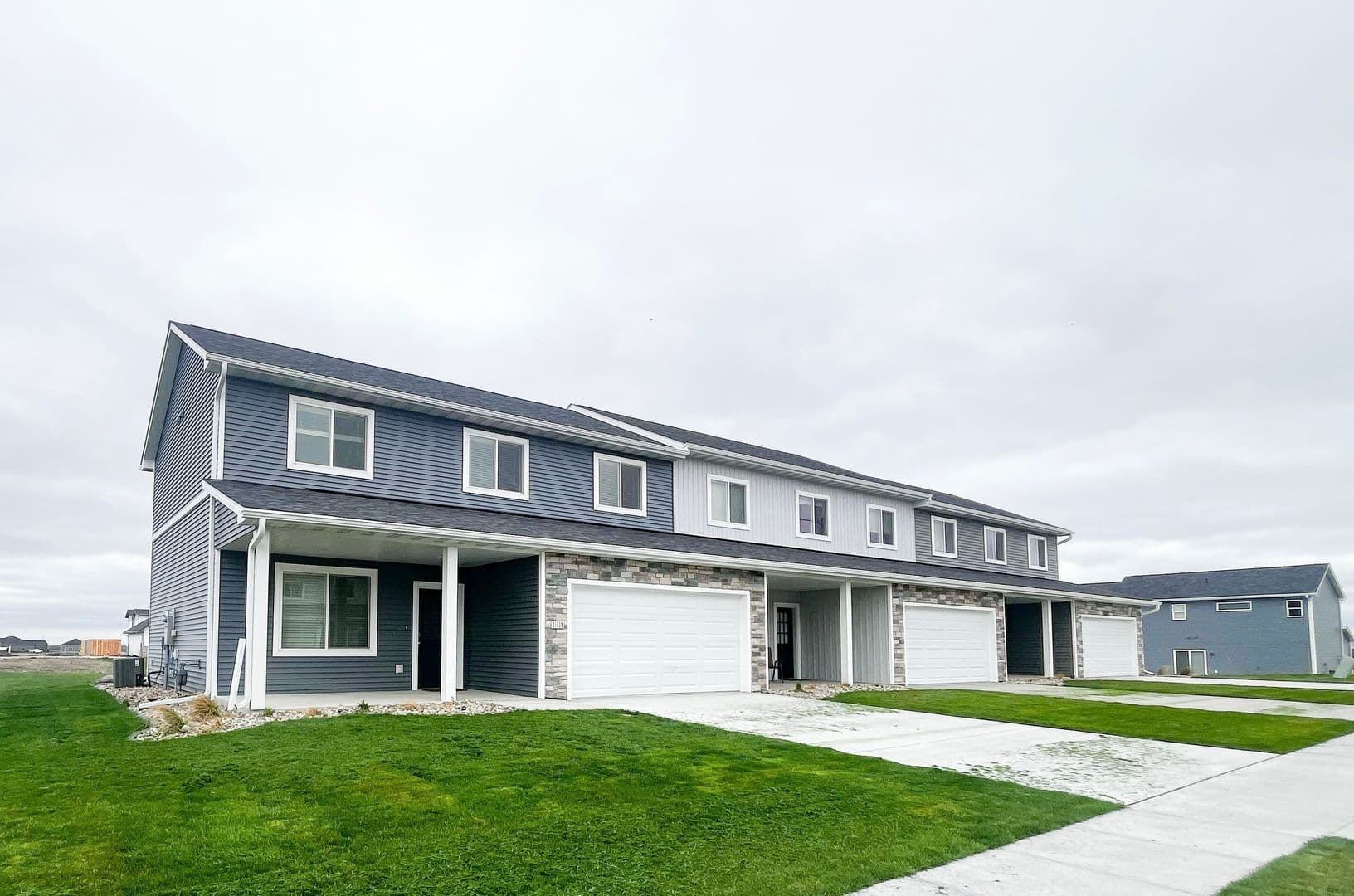 Gilbert House: 118 Cedar Dr.