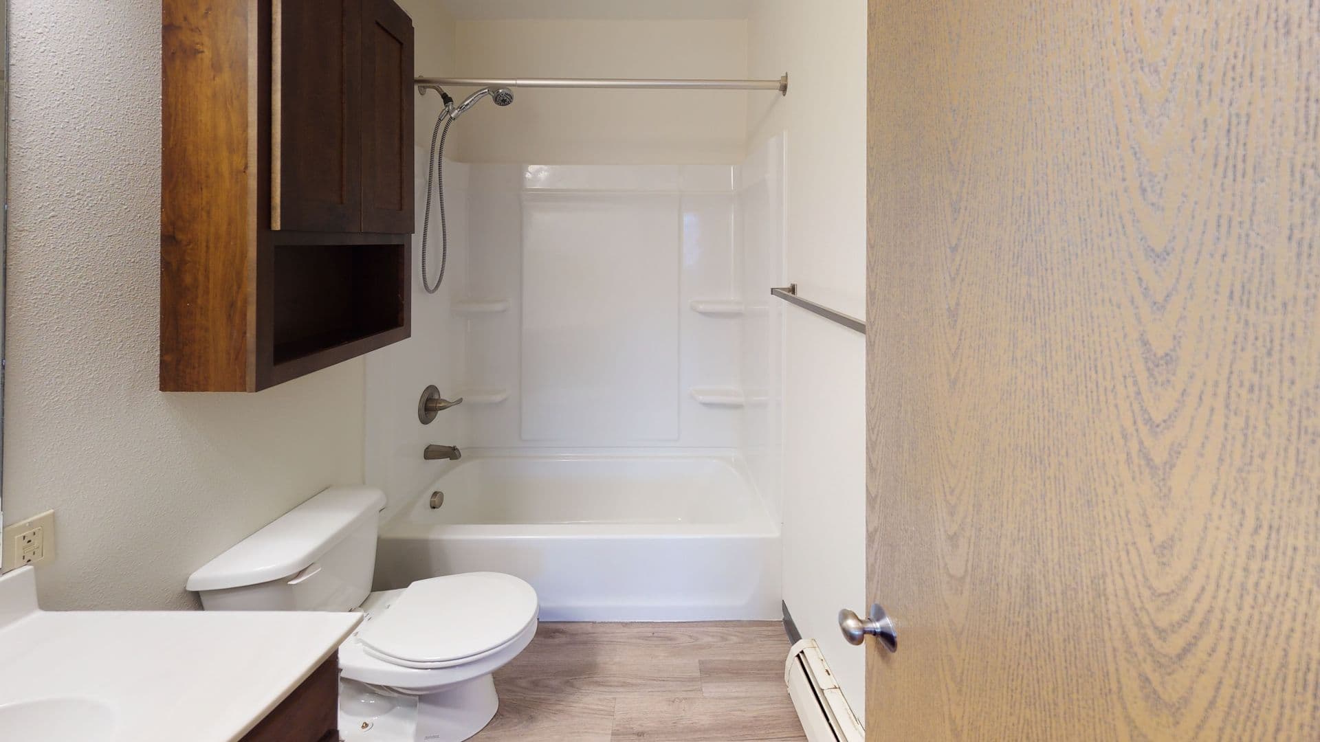 Ames Apartment: 706 24th