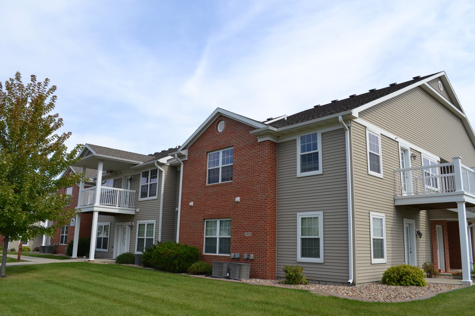 Ames Apartment: 1428 Walton
