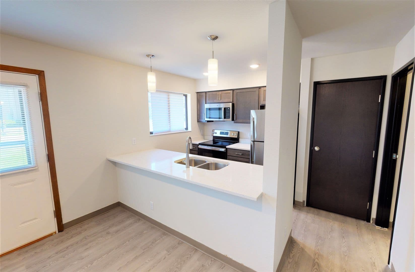 Ames Apartment: 213 S. Sheldon