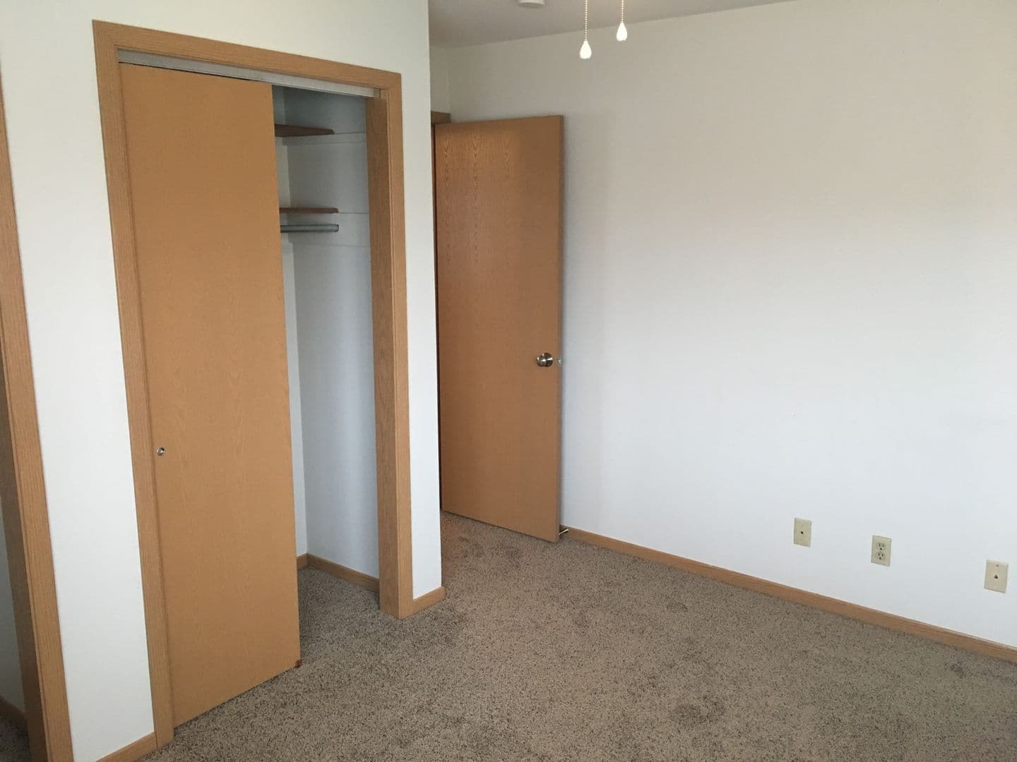 Ames Apartment: 706 24th