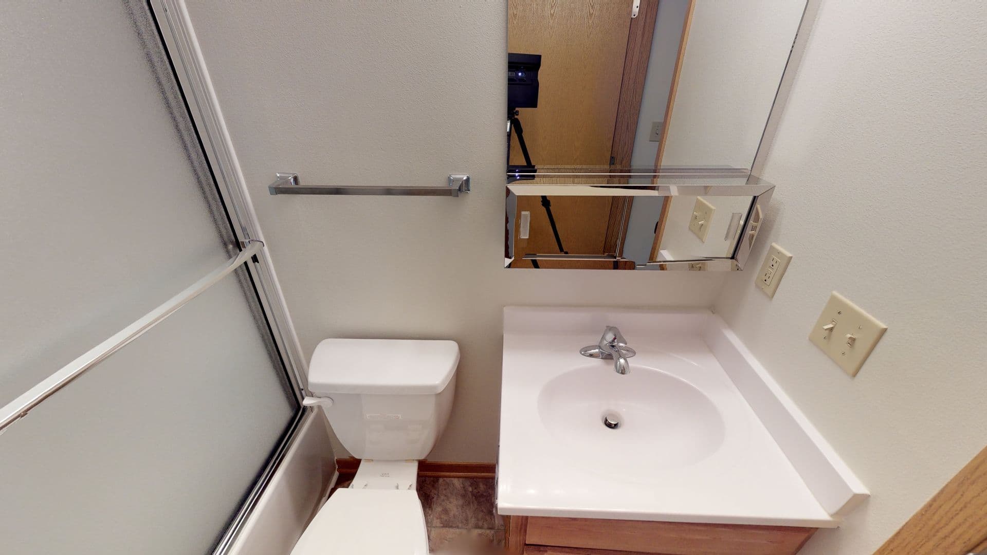 Ames Apartment: 726 24th