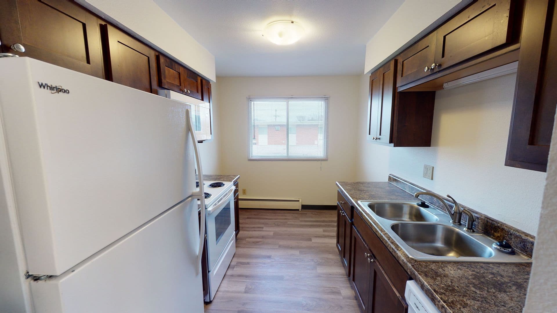 Ames Apartment: 706 24th