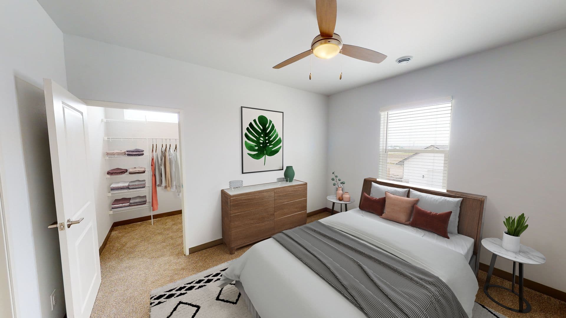 Boone Apartment: 1030 Ida Place