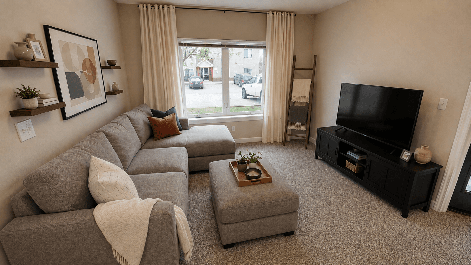 Ames Apartment: 117 Crystal Street