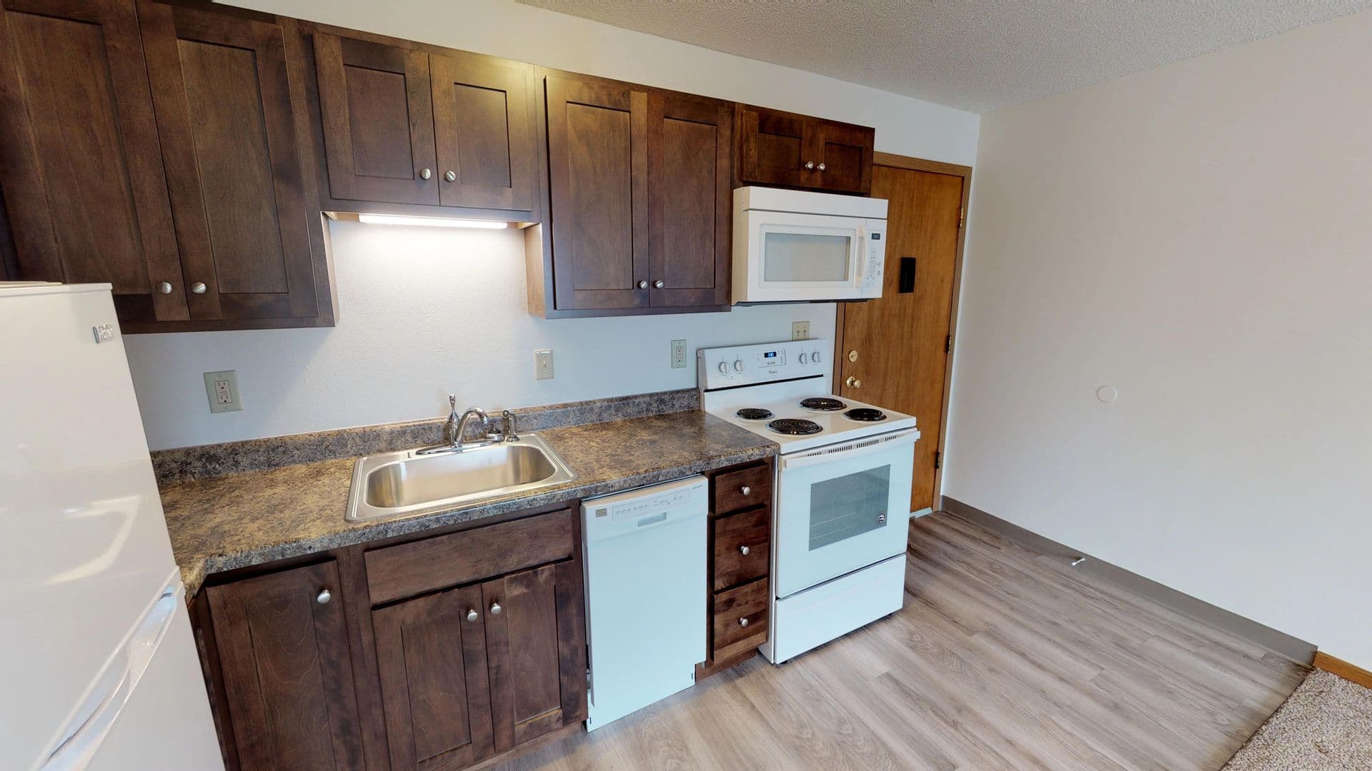 Ames Apartment: 153 N. Hyland