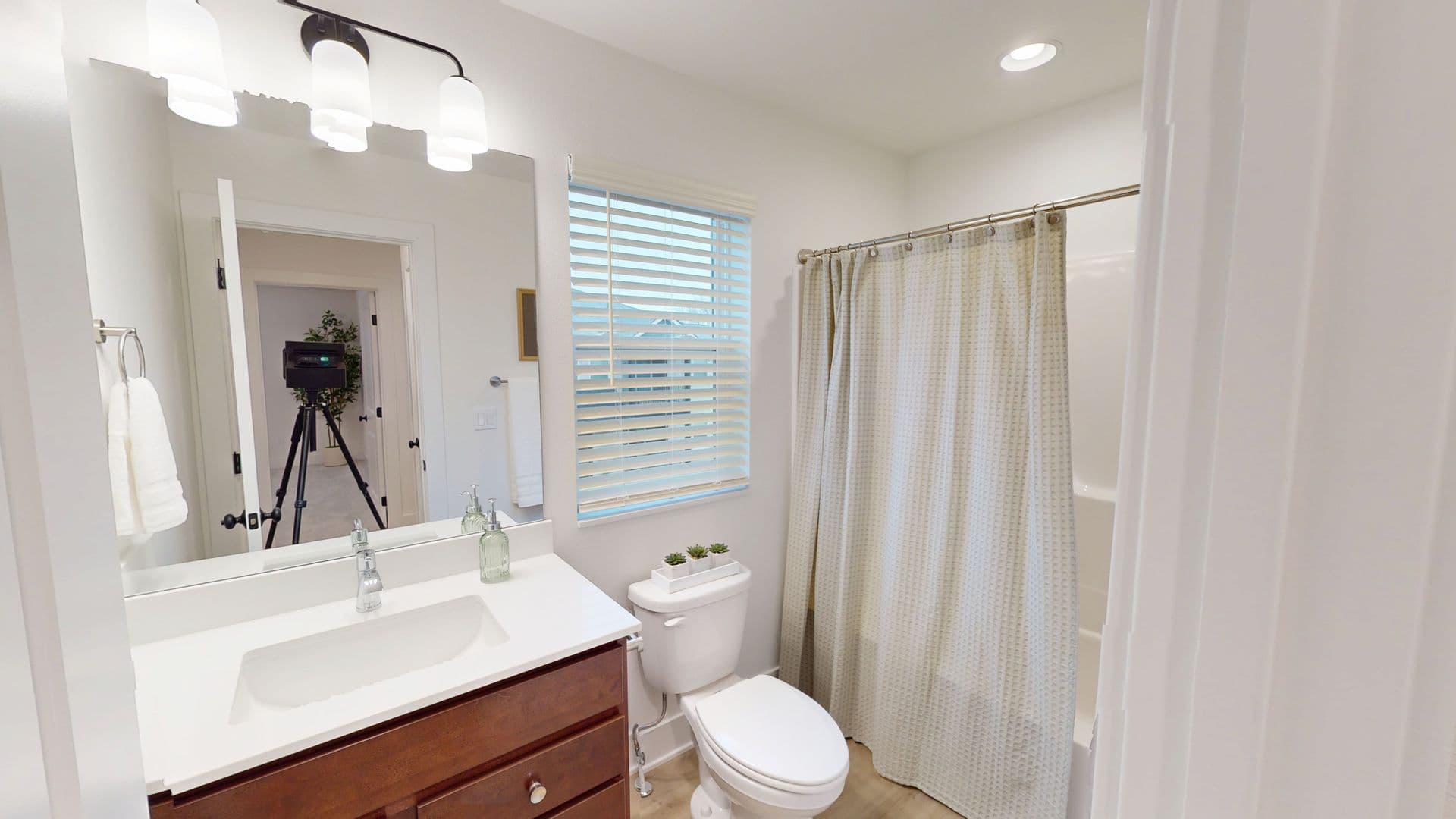 Boone House: 1106 Ida Place
