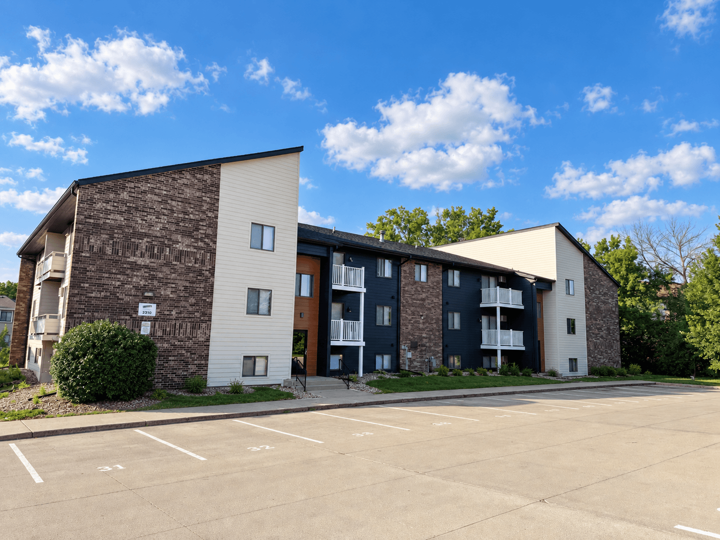 Ames Apartment: 2310 Mortensen Rd
