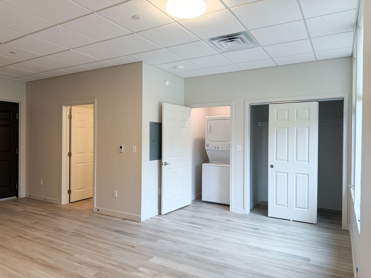 Nevada Apartment: 630 6th Street