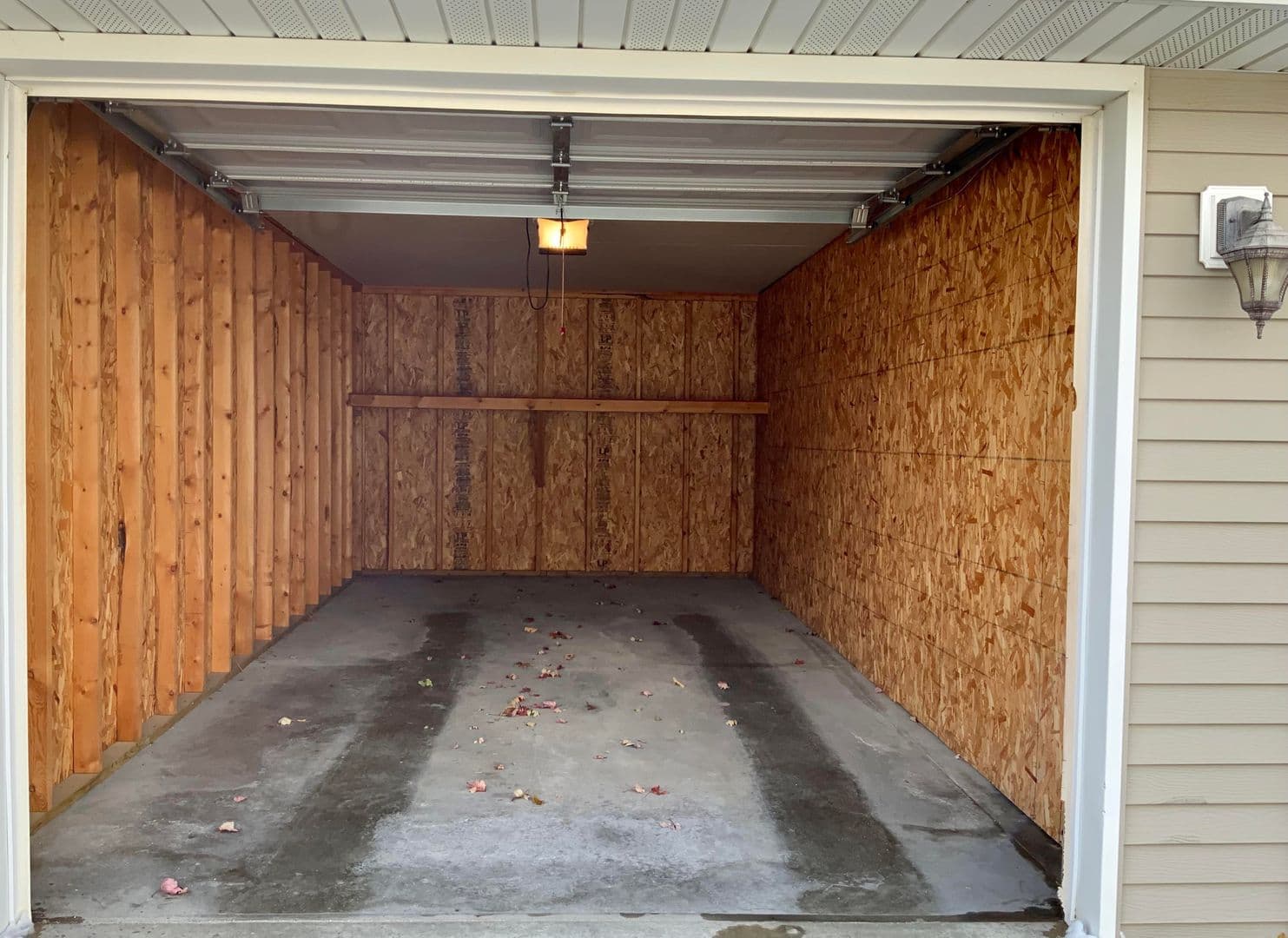 Ames Apartment: 1333 Mayfield