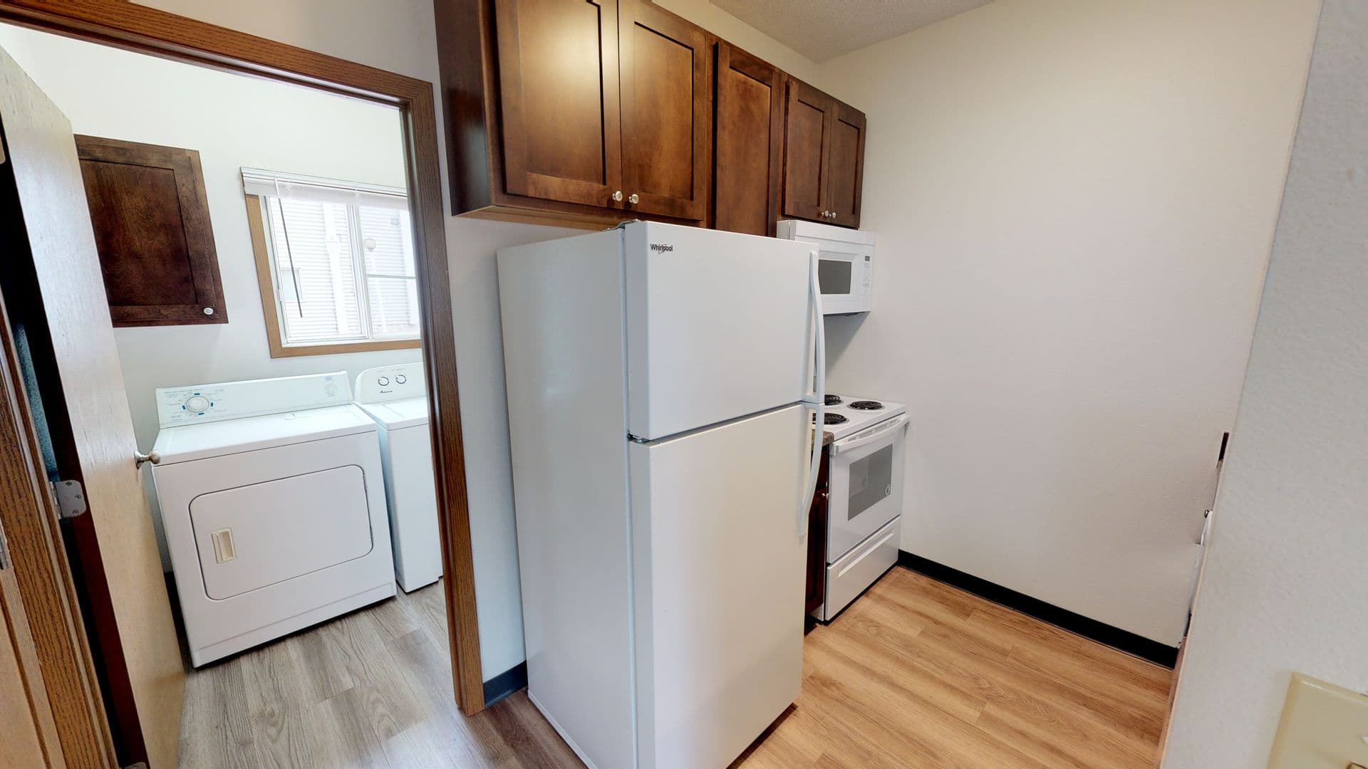 Ames Apartment: 1107 Delaware