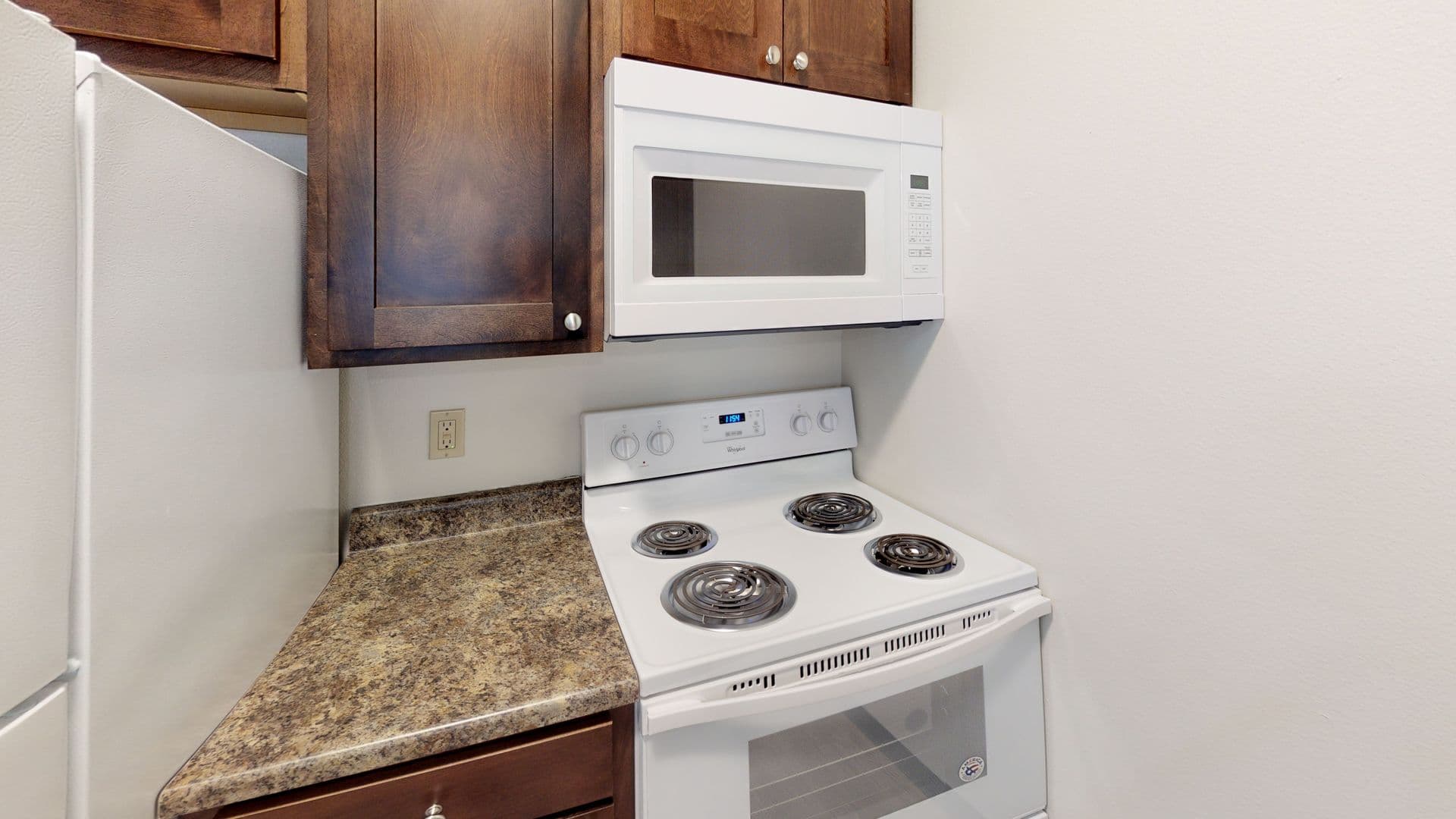 Ames Apartment: 1107 Delaware