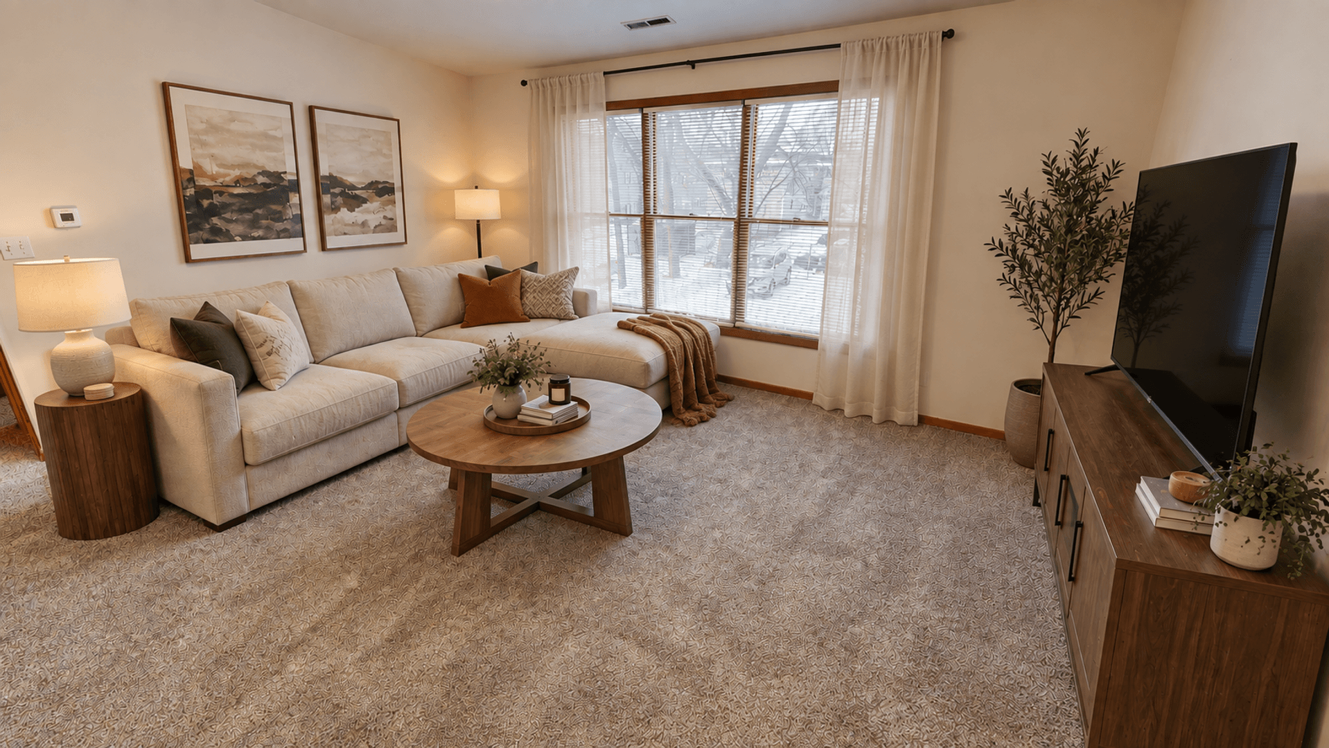 Ames Apartment: 145 N. Hyland