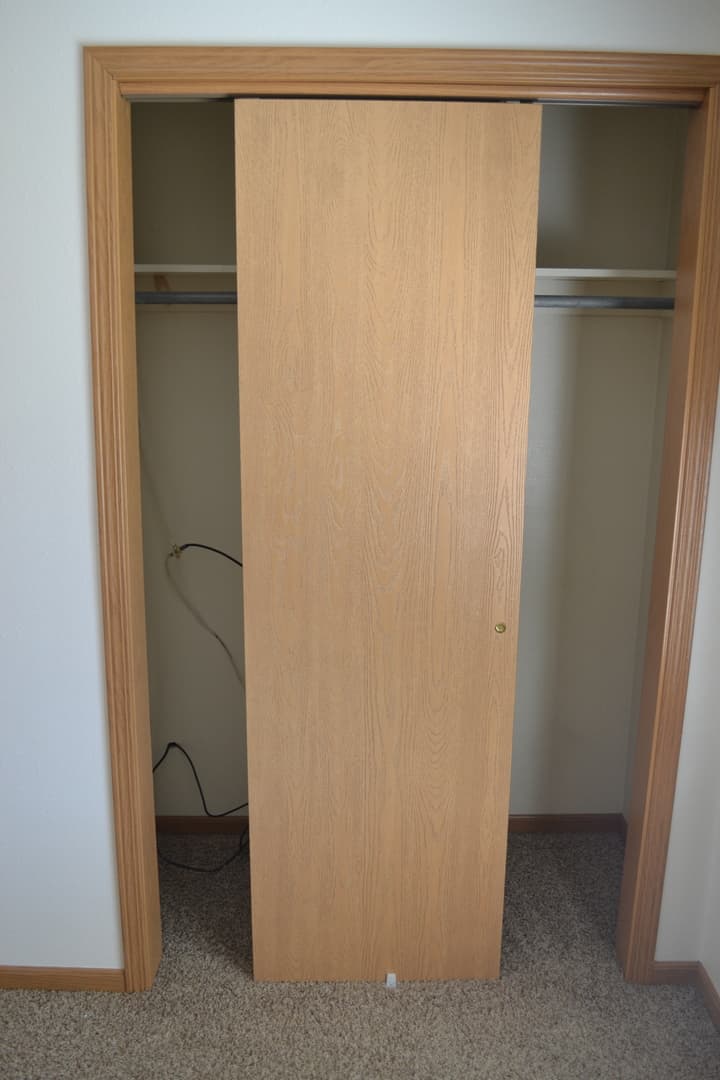 Ames Apartment: 4915 Todd