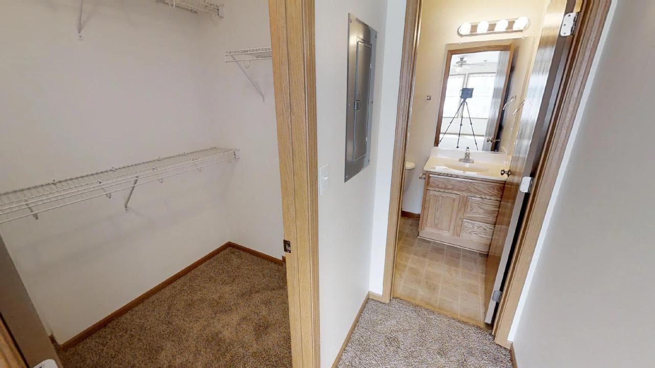Ames Apartment: 1417 Mayfield