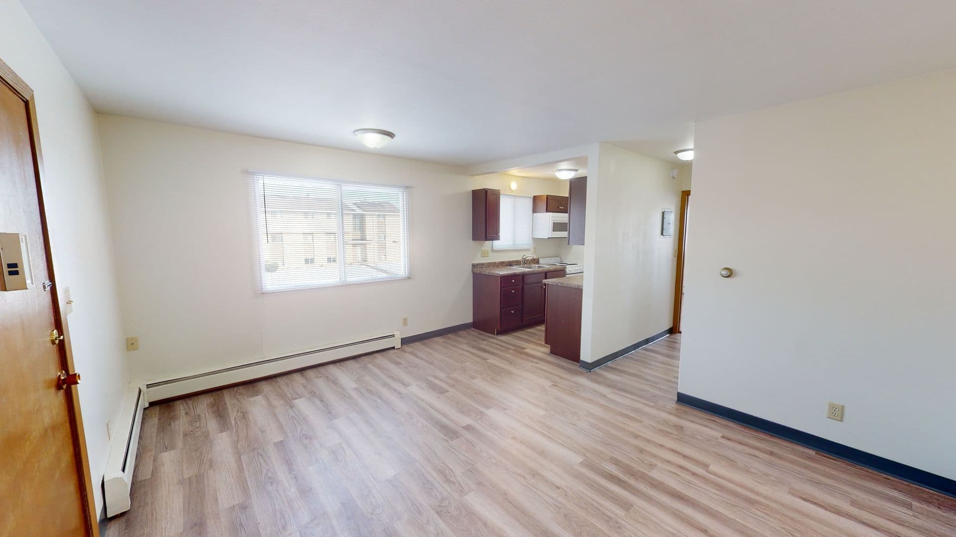 Ames Apartment: 806 24th