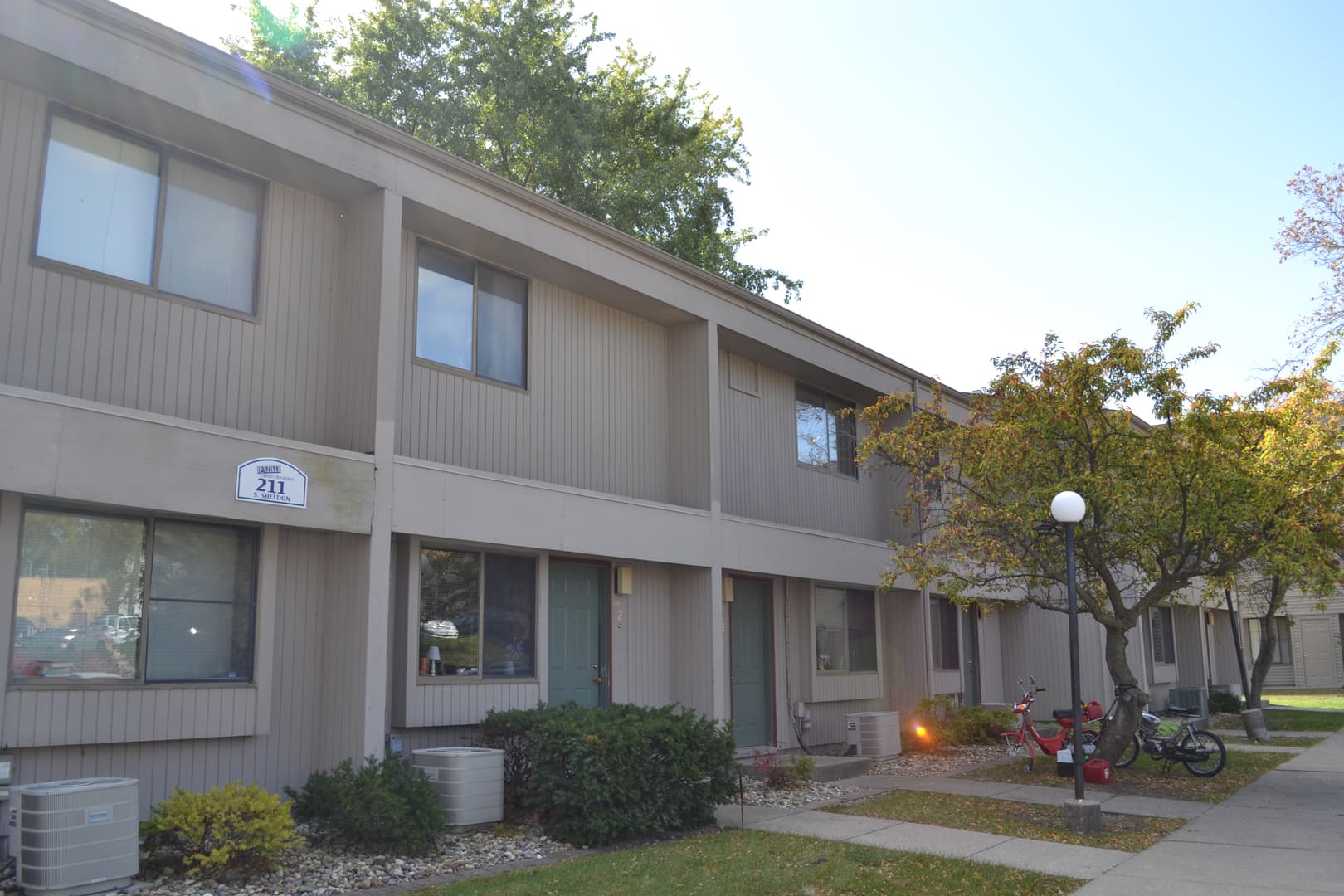 Ames Apartment: 211 S. Sheldon