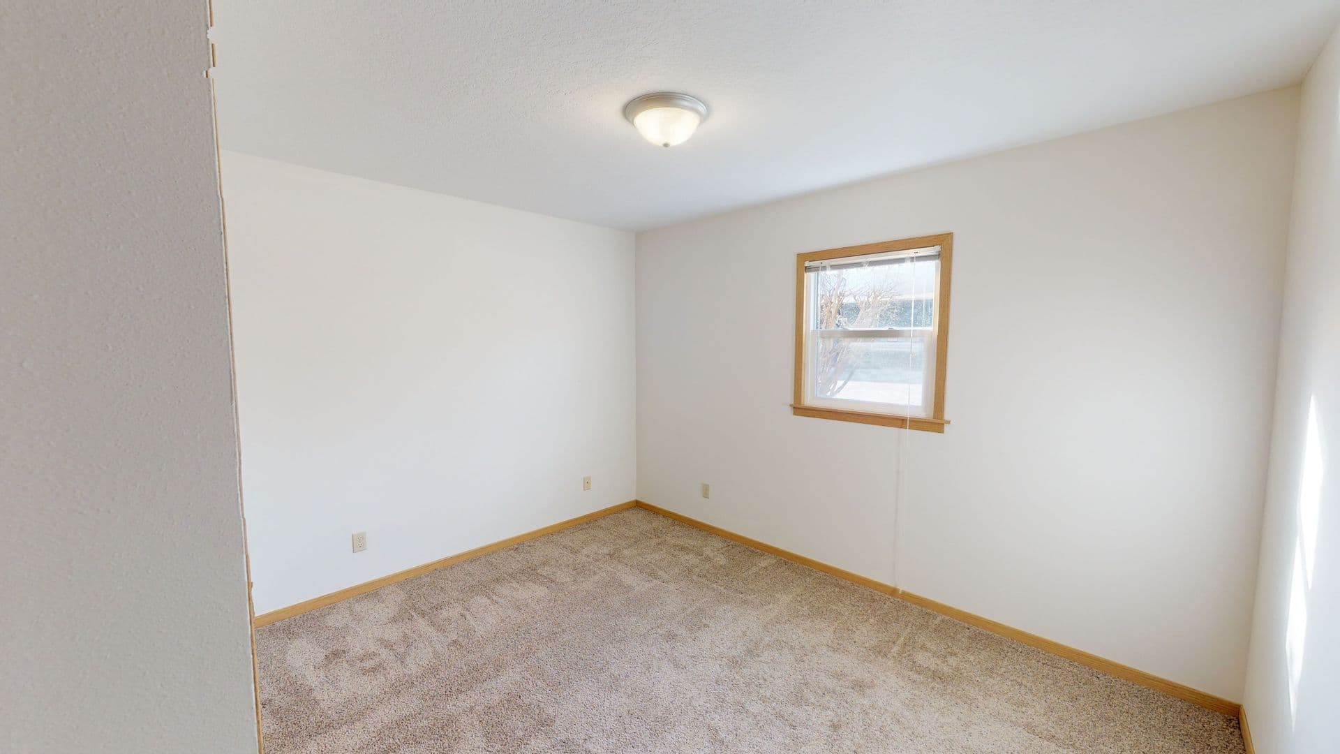 Ames Apartment: 726 24th