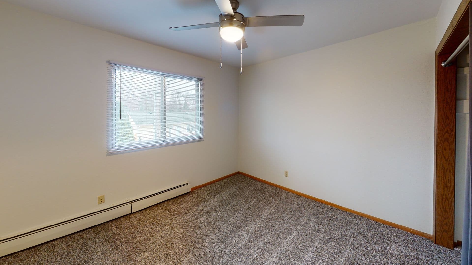 Ames Apartment: 706 24th