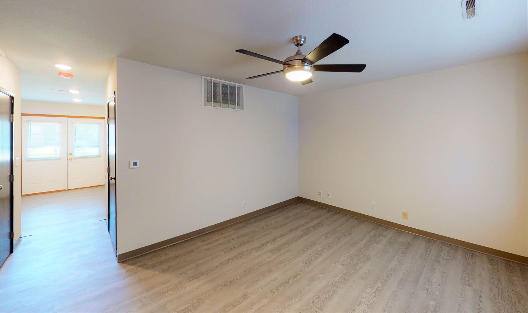 Ames Apartment: 213 S. Sheldon