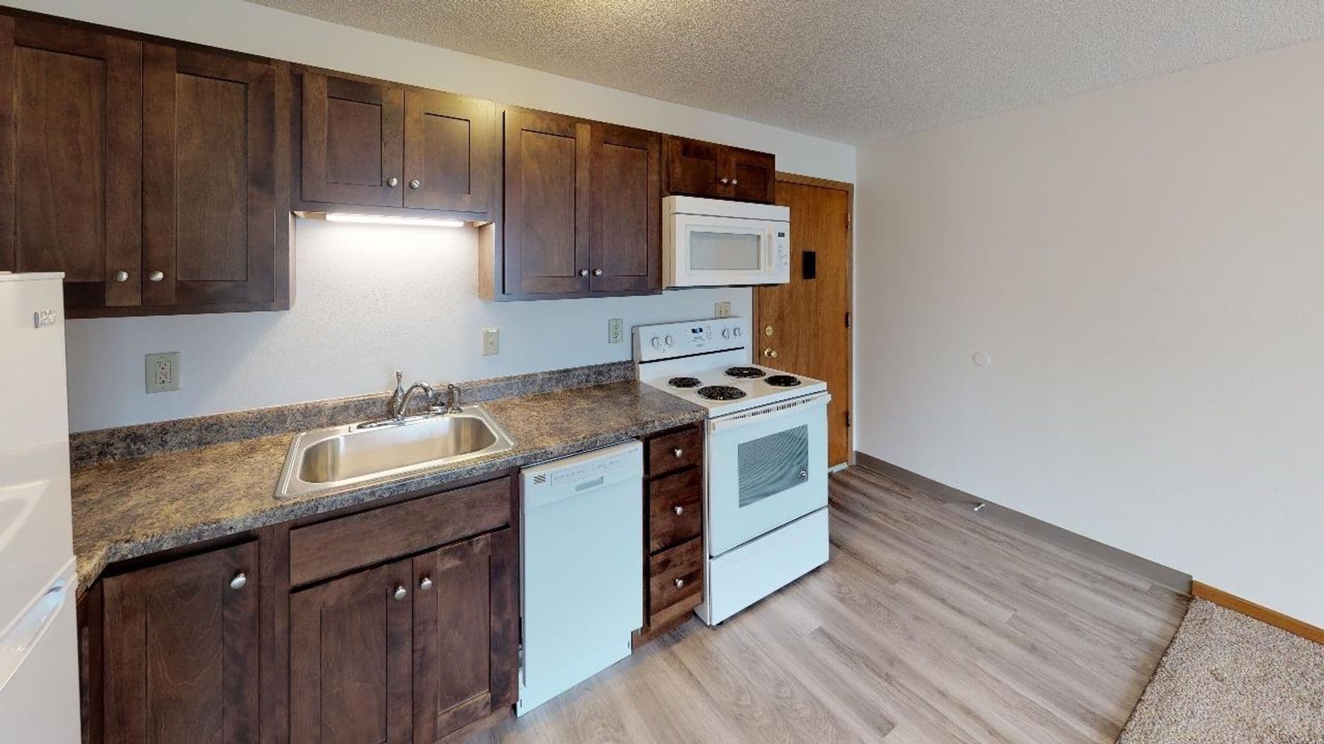 Ames Apartment: 119 N. Hyland