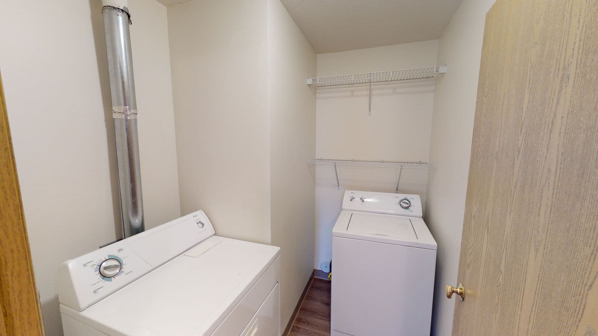 Ames Apartment: 1324 Mayfield
