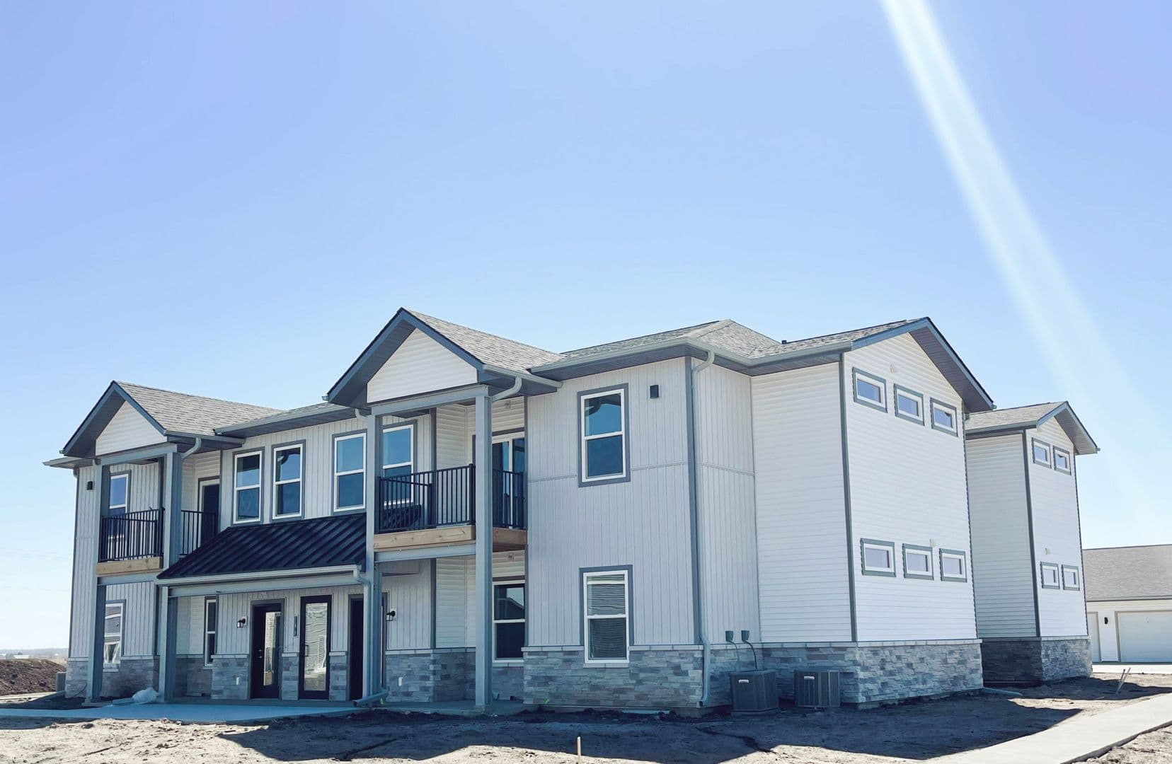 Boone Apartment: 1030 Ida Place