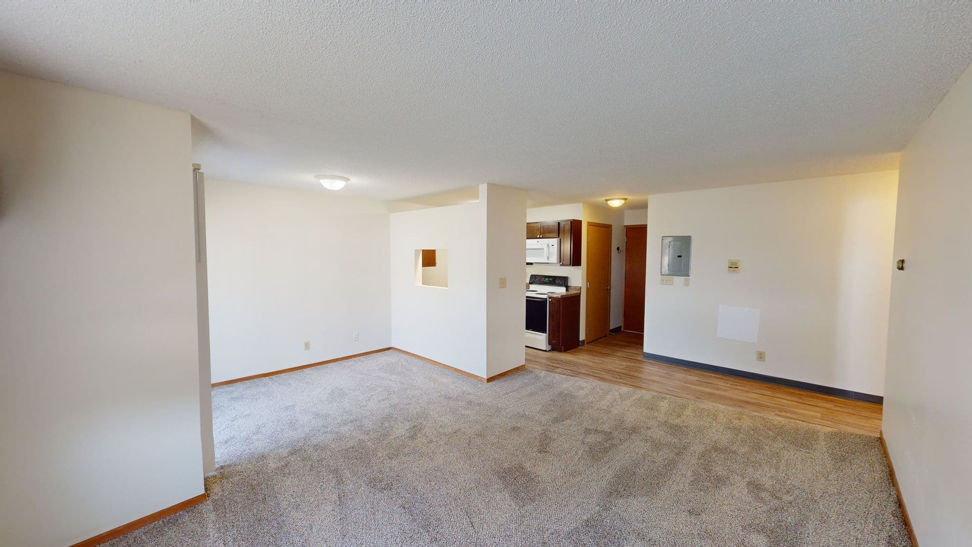 Ames Apartment: 2300 Mortensen Rd