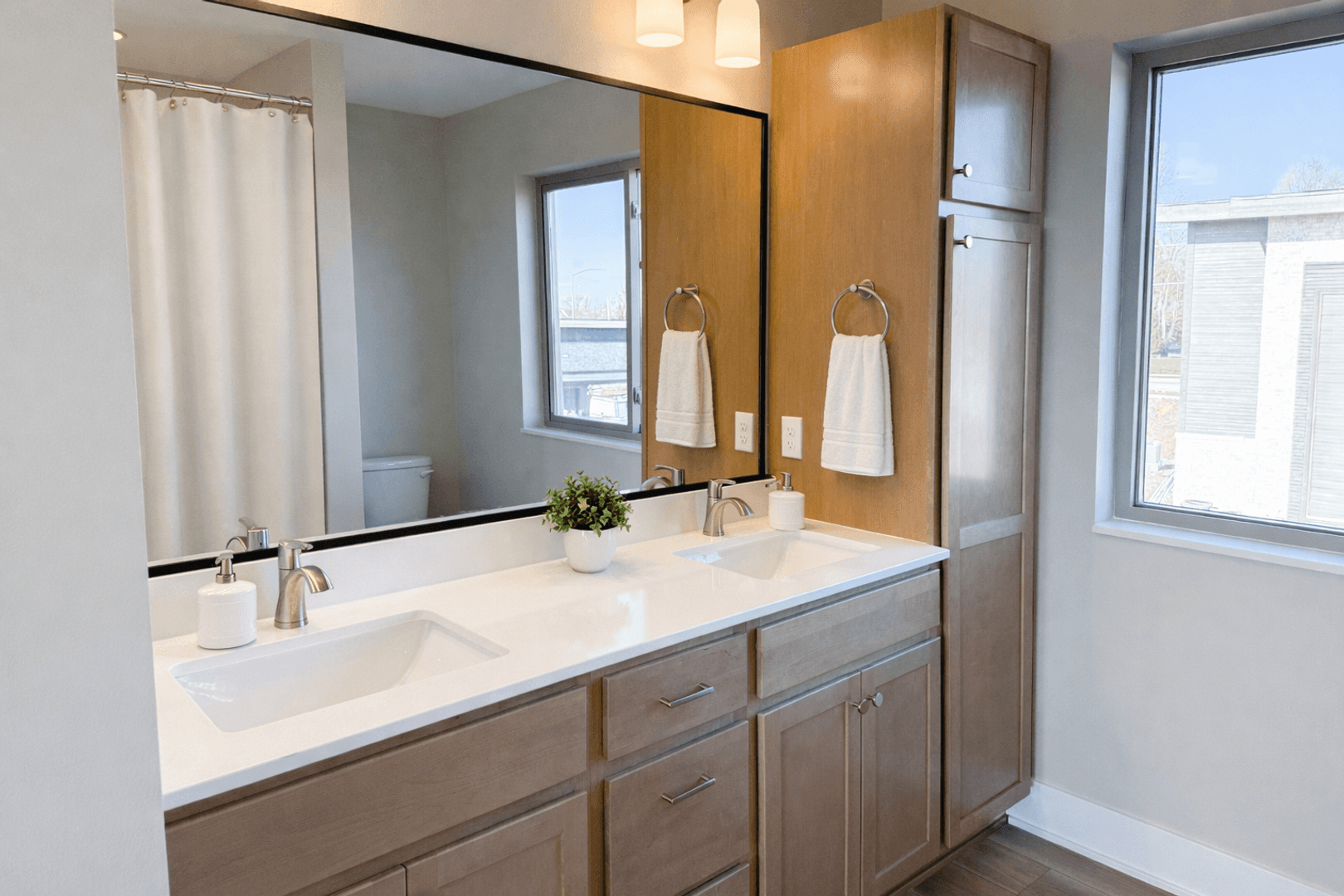 Ames Townhome: 3304 University Blvd