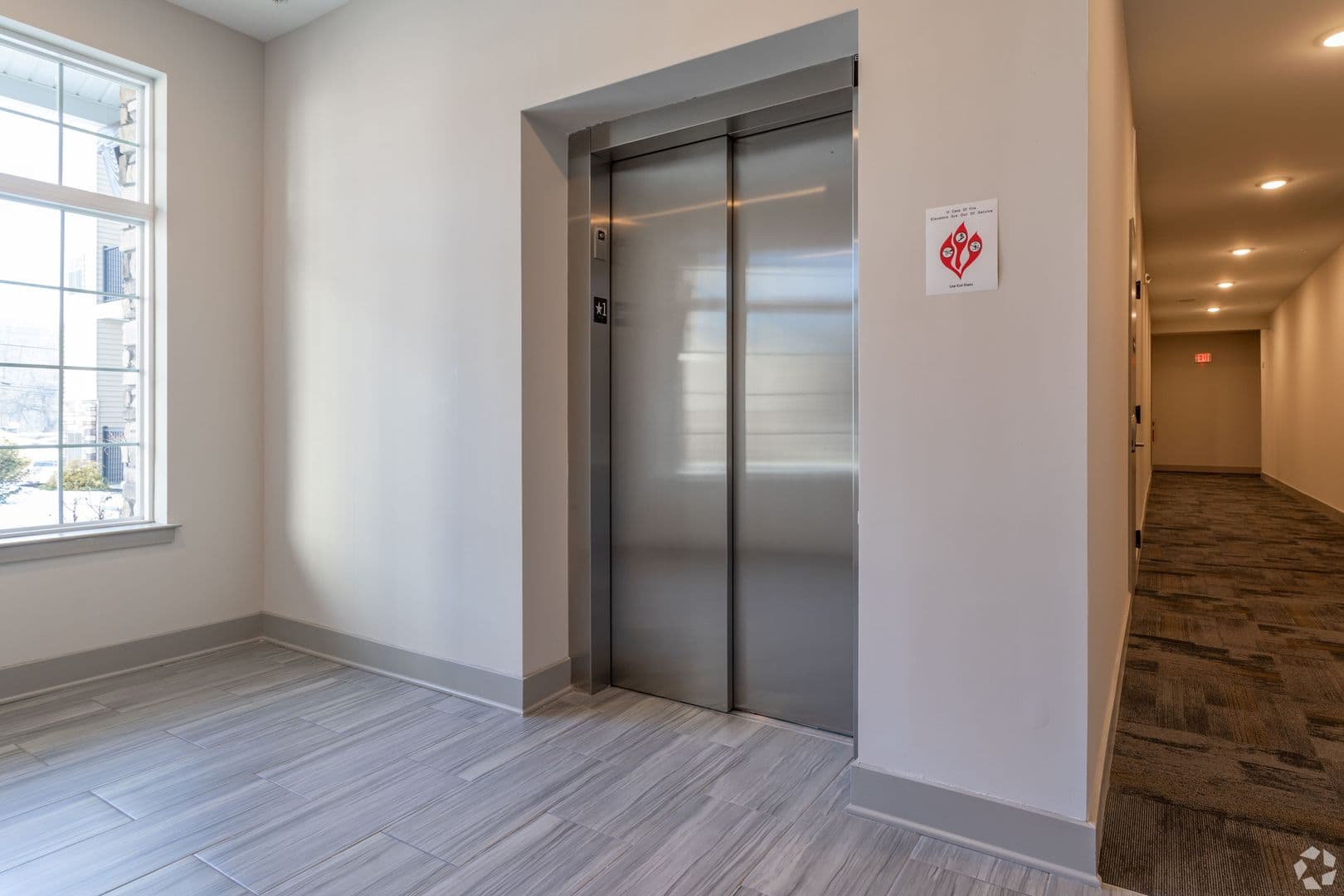Bath Apartment: 282 N. Walnut Street