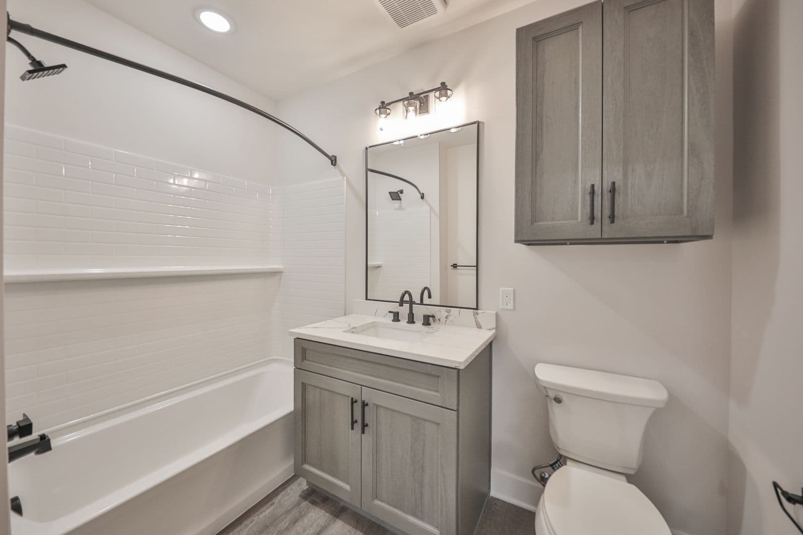 Bangor Apartment: 25 Broadway