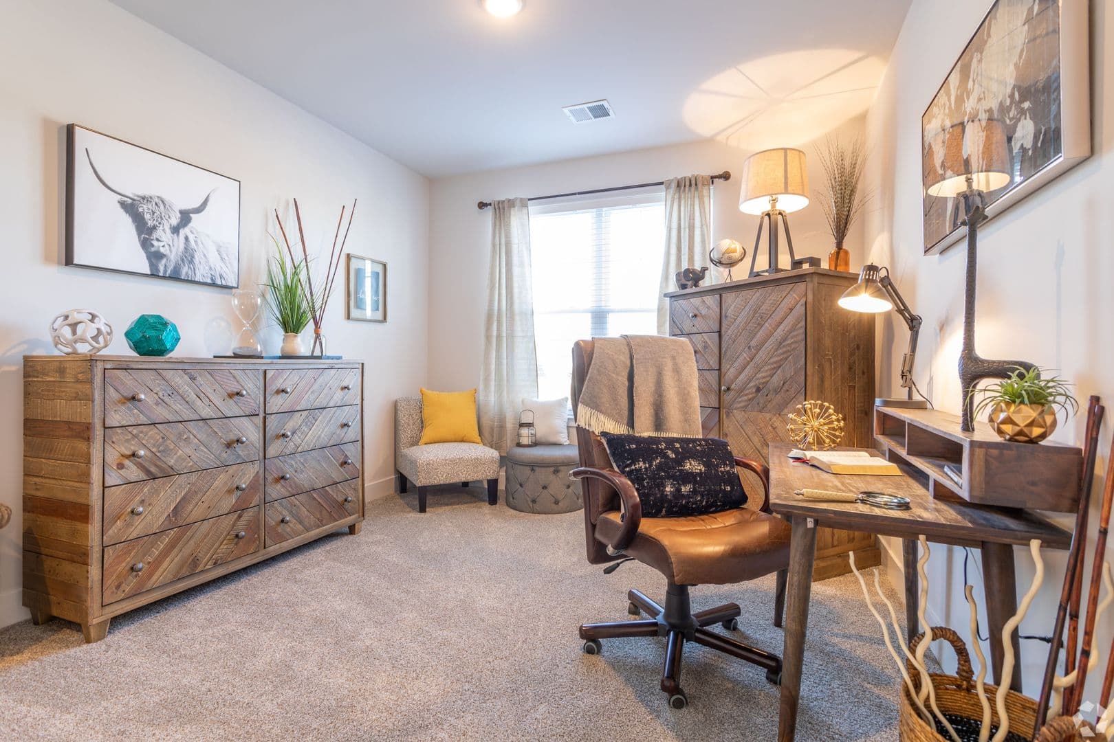 Bath Apartment: 282 N. Walnut Street