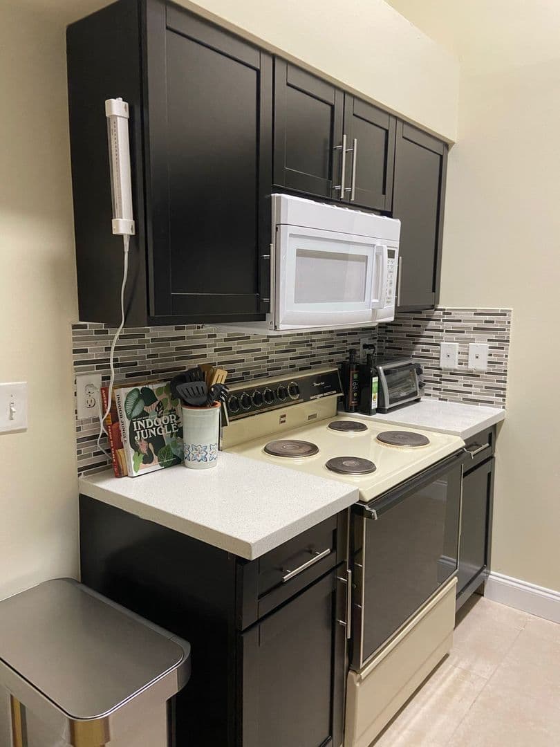 Sunrise House: 9999 Summerbreeze Drive #206