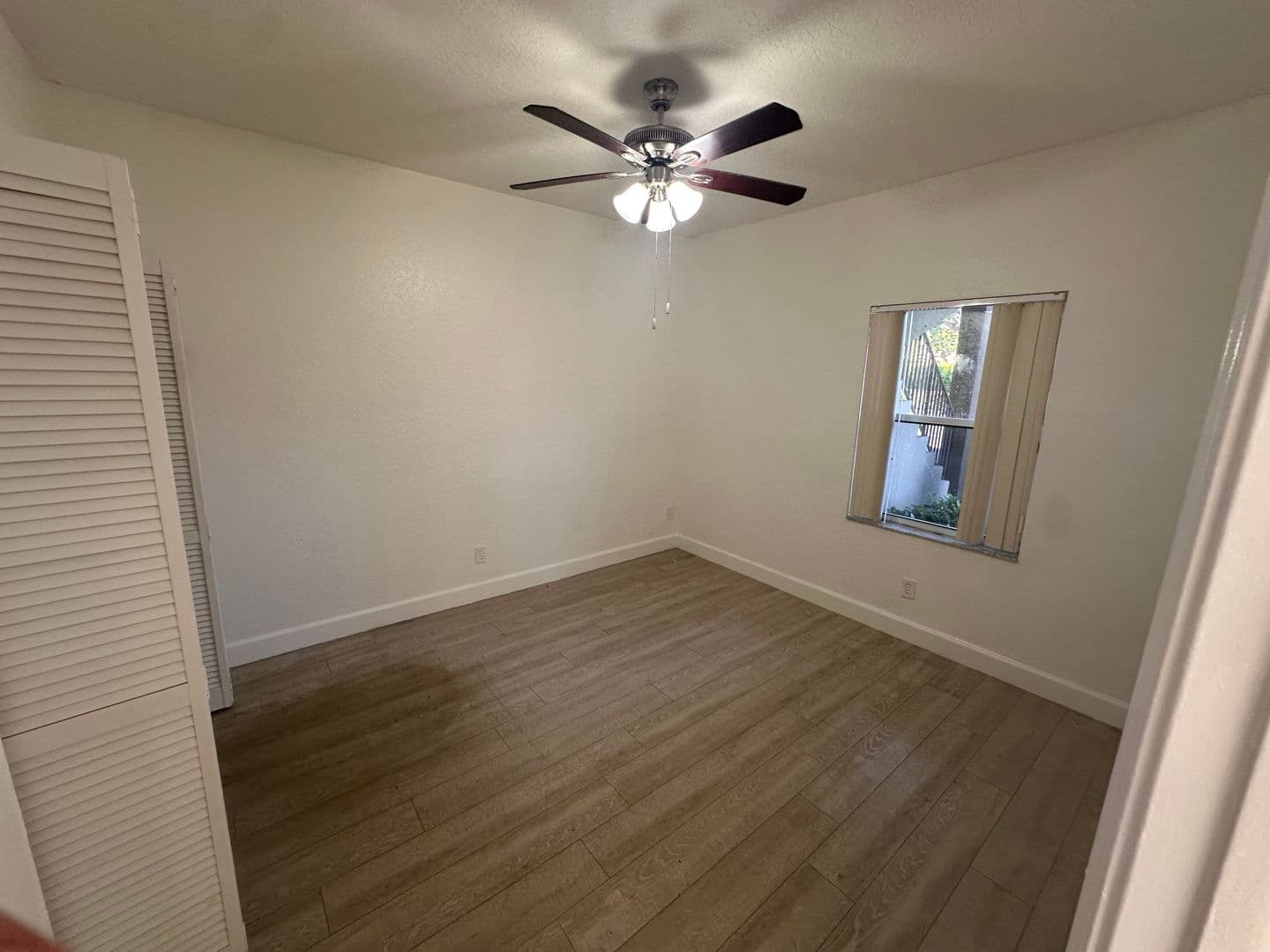 Sunrise Condo: 3590 NW 91st Lane #3590