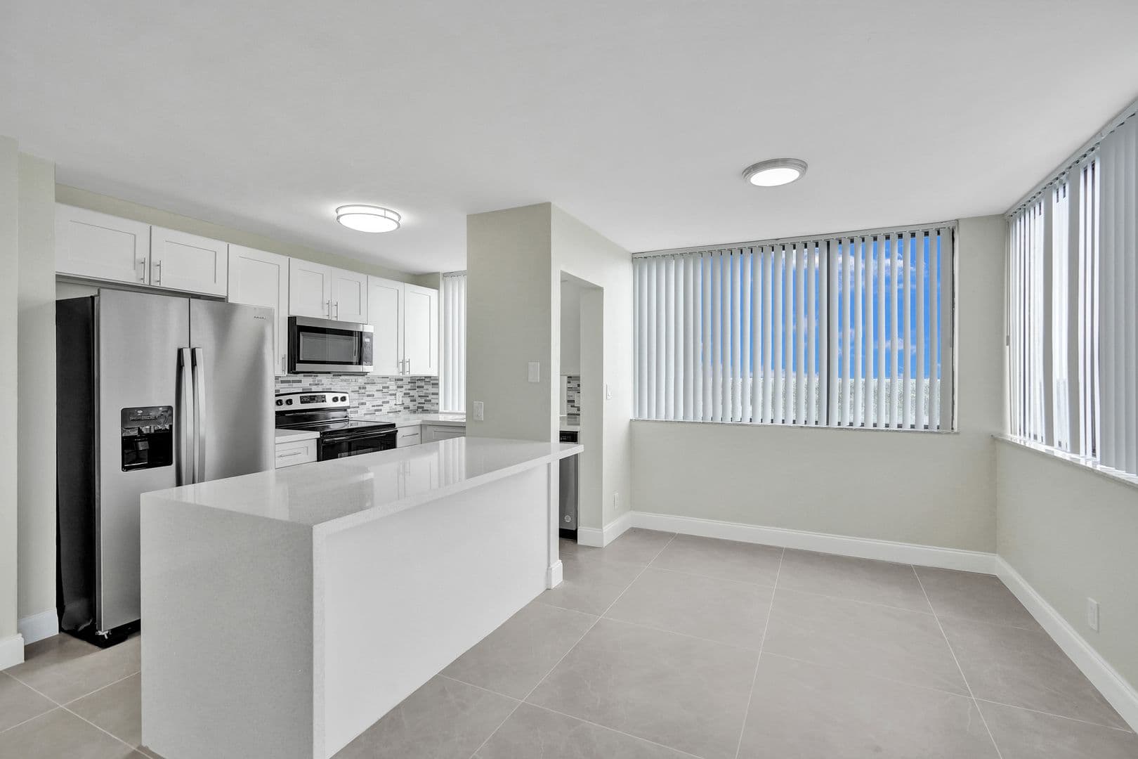 Lauderhill Apartment: 4222 Inverrary Blvd Unit 4810