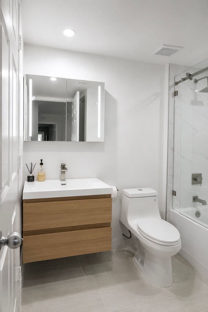 Davie Condo: 2640 S UNIVERSITY DR UNIT 205