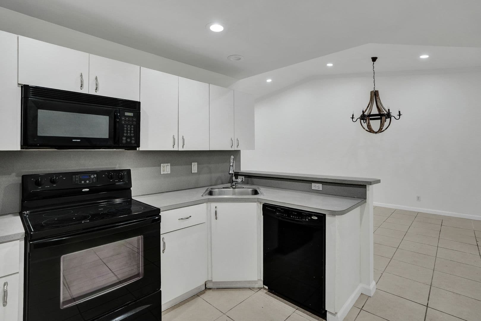 Miramar Townhome: 1841 SW 112TH TER